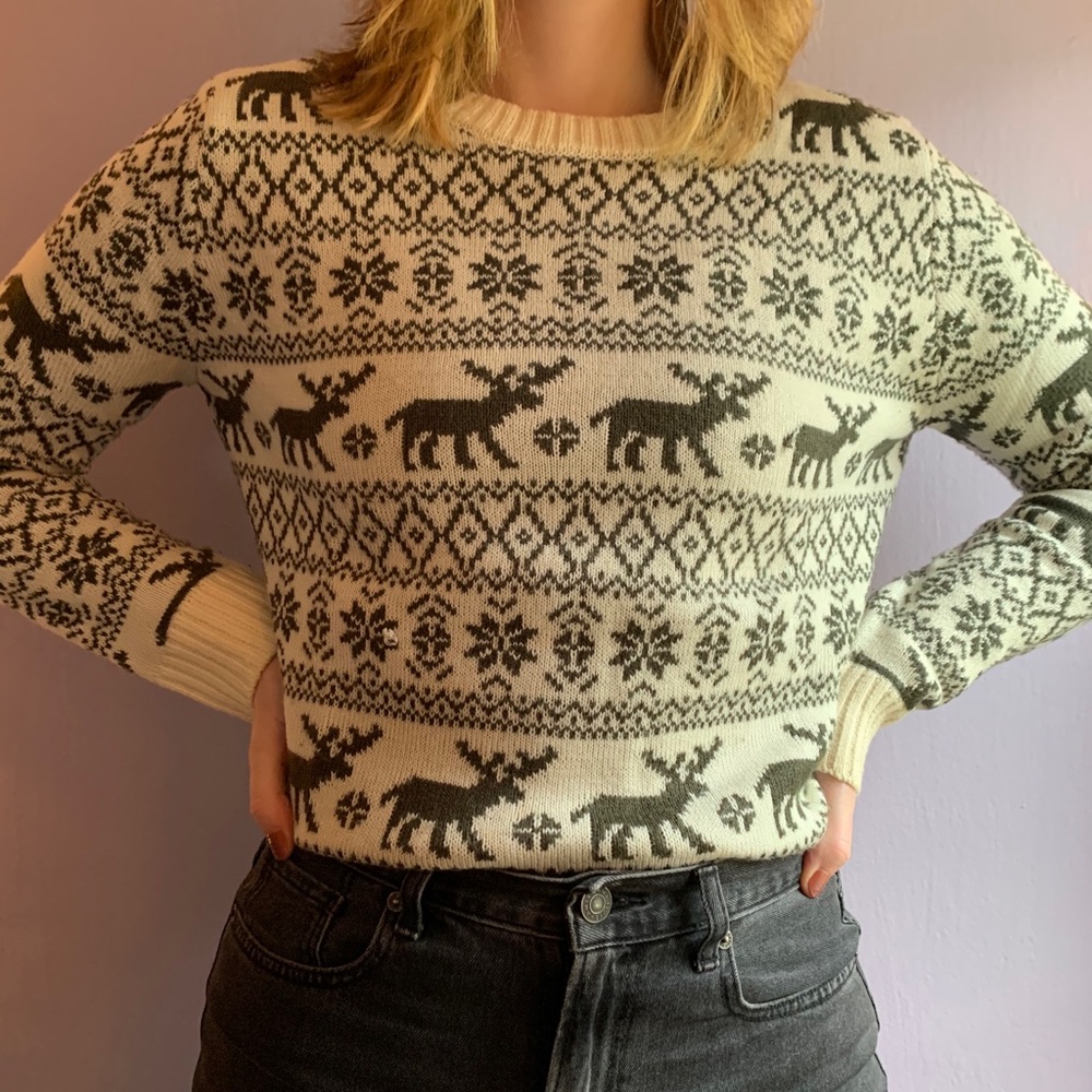 Forever21 reindeer sweater